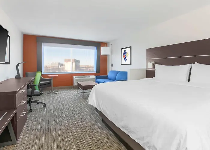 Hotel Express & Chicago O'hare Airport By Ihg