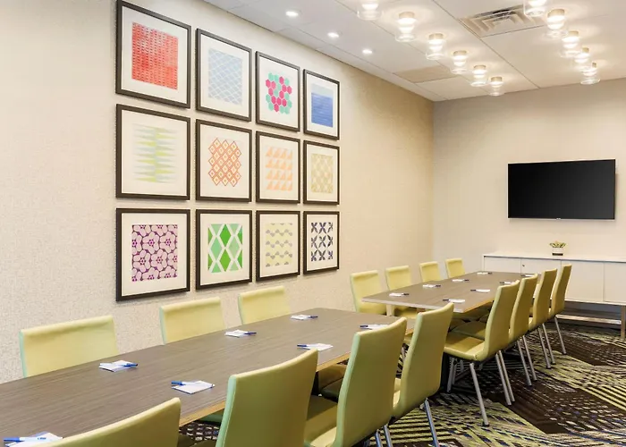 Express & Chicago O'hare Airport By Ihg