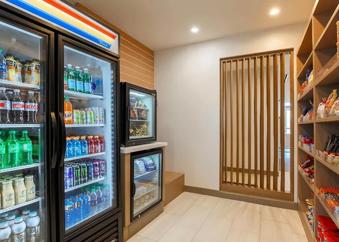 Hotel Express & Chicago O'hare Airport By Ihg