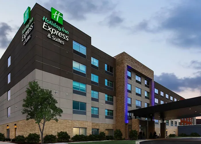 Express & Chicago O'hare Airport By Ihg Hotel