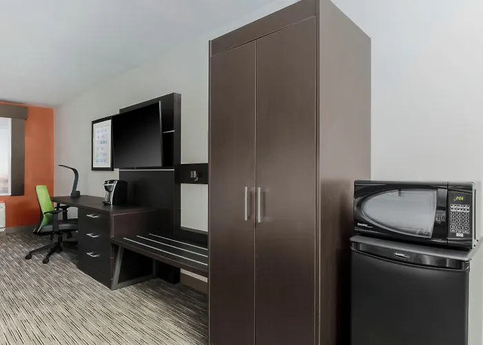 Express & Chicago O'hare Airport By Ihg 3*