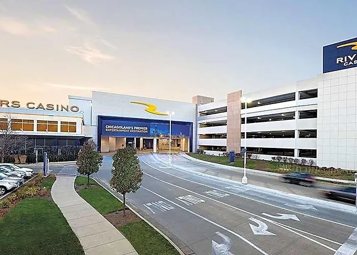 Express & Chicago O'hare Airport By Ihg Hotel
